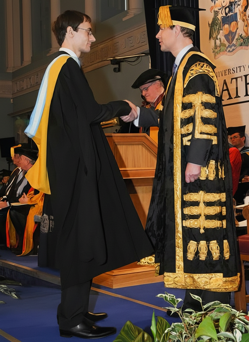 Vadim receiving degree at University of Bath graduation ceremony